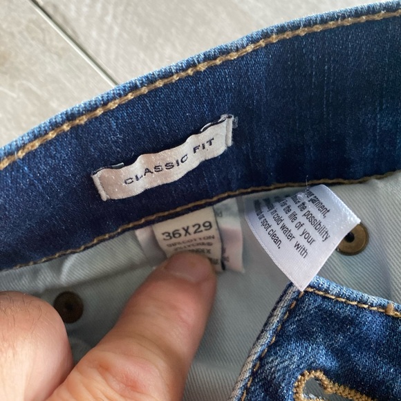 Various sizes and styles all blue like new. See photos of each picture for size - Picture 4 of 8